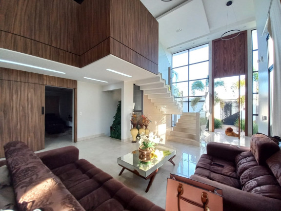 Imagem Sobrado com 5 Quartos à Venda, em Setor Central - Gurupi Imagem Sobrado com 5 Quartos à Venda, em Setor Central - Gurupi