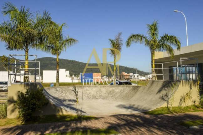 Imagem Terreno à Venda, 150 m² em Deltaville - Biguaçu Imagem Terreno à Venda, 150 m² em Deltaville - Biguaçu