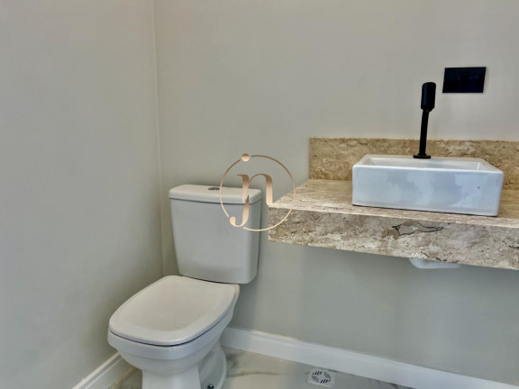 Imagem Sobrado com 3 Quartos à Venda, 130 m²