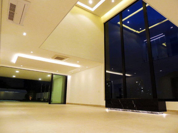 Imagem Casa com 4 Quartos à Venda, 599 m² em Alphaville Residencial Um - Barueri Imagem Casa com 4 Quartos à Venda, 599 m² em Alphaville Residencial Um - Barueri