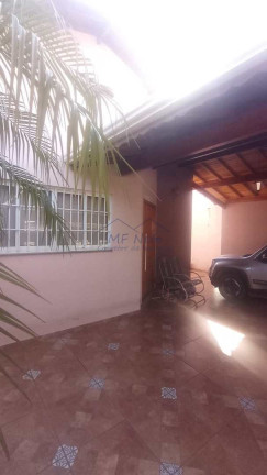Imagem Casa com 3 Quartos à Venda, 250 m² em Jardim Itália - Pirassununga Imagem Casa com 3 Quartos à Venda, 250 m² em Jardim Itália - Pirassununga