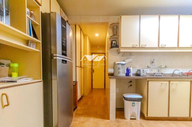 Imagem Apartamento com 3 Quartos à Venda, 137 m²