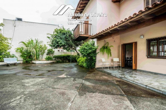 Imagem Casa com 4 Quartos à Venda, 484 m² em Jardim Das Bandeiras - São Paulo