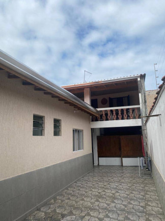 Imagem Casa com 5 Quartos à Venda,  em Perequê Açu - Ubatuba
