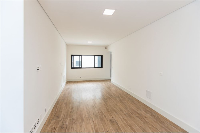 Casa com 3 Quartos à Venda, 324 m² em Vila Monumento - São Paulo