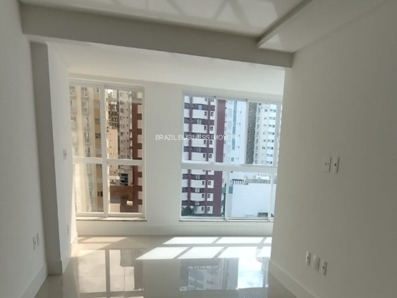 Imagem Imóvel com 3 Quartos à Venda, 112 m² em Centro - Balneário Camboriú