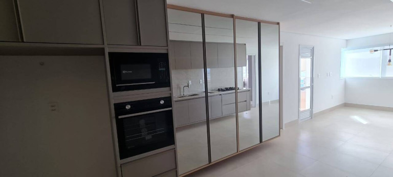Imagem Apartamento com 4 Quartos à Venda, 338 m² em Green Valley Alphaville - Barueri Imagem Apartamento com 4 Quartos à Venda, 338 m² em Green Valley Alphaville - Barueri