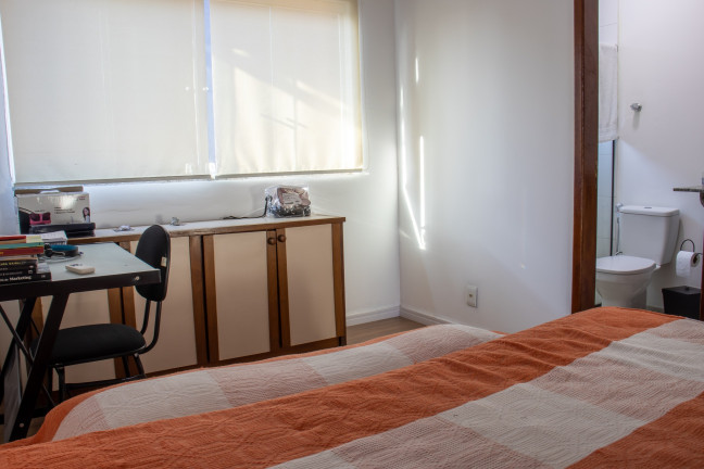 Imagem Casa com 3 Quartos à Venda, 300 m² em Campo Grande - Rio De Janeiro Imagem Casa com 3 Quartos à Venda, 300 m² em Campo Grande - Rio De Janeiro