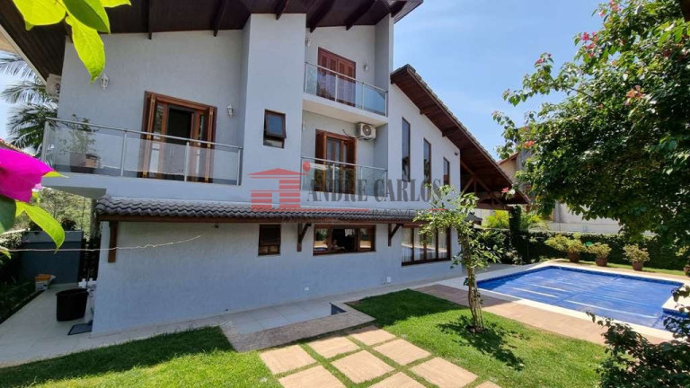 Casa de Condomínio com 4 Quartos à Venda, 380 m² em Jardim Indaiá - Embu Das Artes