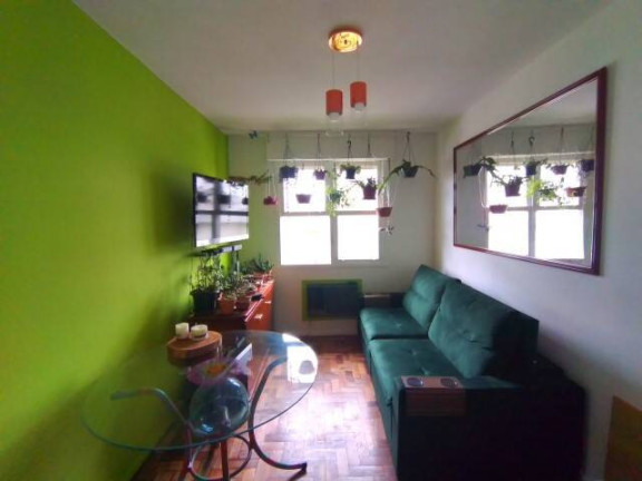 Imagem Apartamento com 2 Quartos à Venda,  em Vila Ipiranga - Porto Alegre