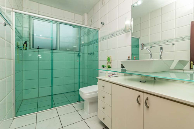 Imóvel com 3 Quartos à Venda,  em Petrópolis - Porto Alegre