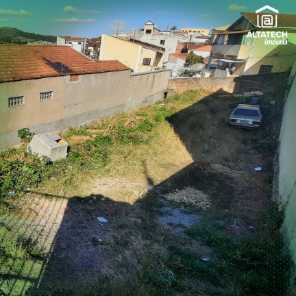 Imagem Imóvel à Venda, 330 m² em Santa Lúcia - Poços De Caldas Imagem Imóvel à Venda, 330 m² em Santa Lúcia - Poços De Caldas