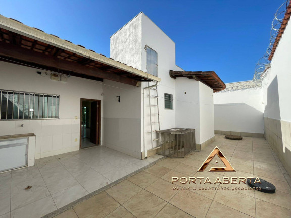 Imagem Casa com 3 Quartos à Venda, 200 m² em Belvedere - Coronel Fabriciano Imagem Casa com 3 Quartos à Venda, 200 m² em Belvedere - Coronel Fabriciano