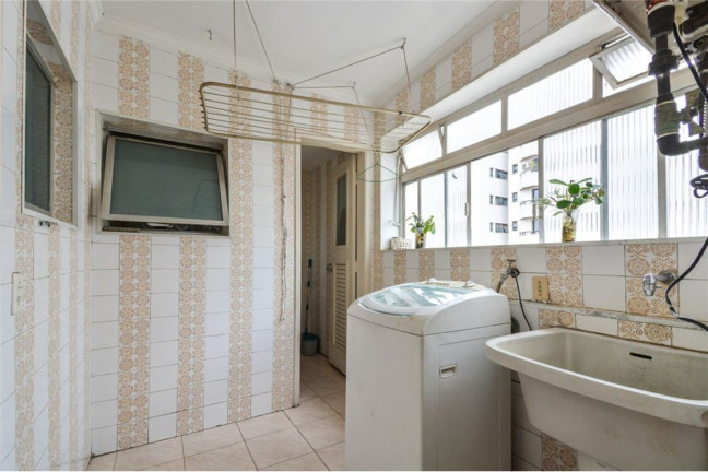 Imagem Apartamento com 3 Quartos à Venda, 135 m² em Moema - São Paulo