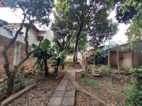 Imagem Casa com 4 Quartos à Venda, em Tristeza - Porto Alegre Imagem Casa com 4 Quartos à Venda, em Tristeza - Porto Alegre