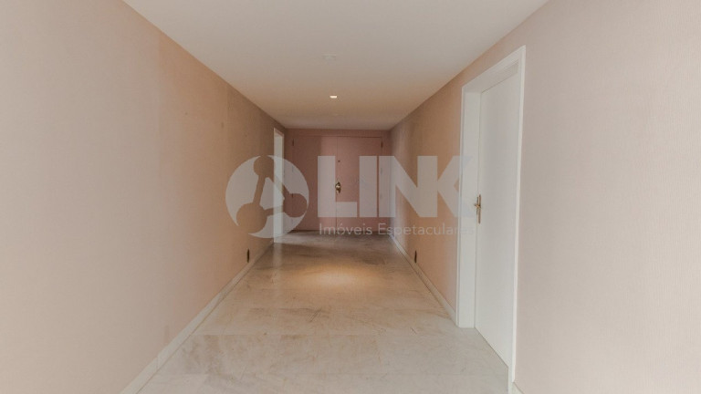 Imagem Apartamento com 3 Quartos à Venda, 381 m² em Moinhos De Vento - Porto Alegre