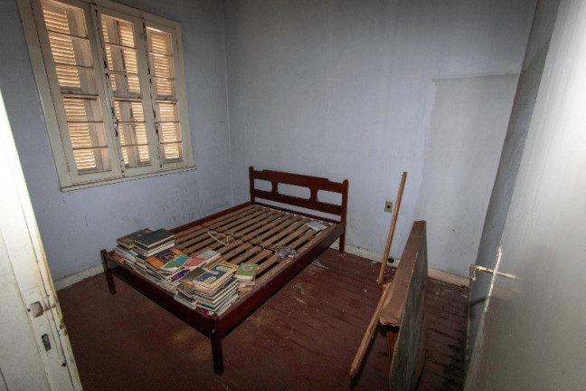 Imagem Casa com 5 Quartos à Venda, 144 m² em Independência - Porto Alegre
