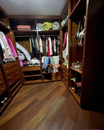 Imagem Casa com 3 Quartos à Venda, 380 m² em Vila Rosália - Guarulhos Imagem Casa com 3 Quartos à Venda, 380 m² em Vila Rosália - Guarulhos