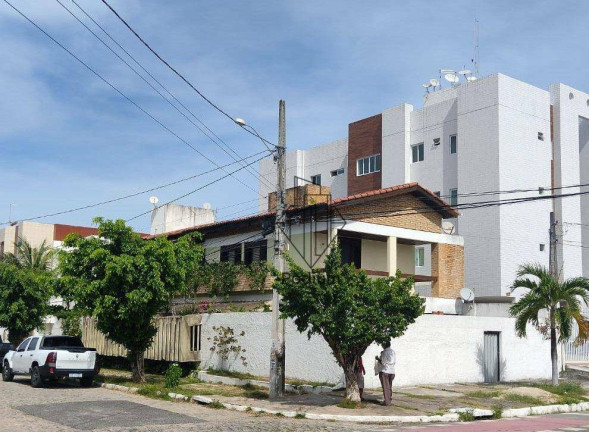 Casa com 4 Quartos à Venda, 310 m² em Bessa - João Pessoa