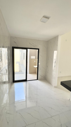 Imagem Casa com 3 Quartos à Venda, 100 m² em Urucunema - Eusébio Imagem Casa com 3 Quartos à Venda, 100 m² em Urucunema - Eusébio