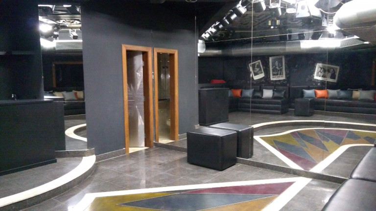 Imagem Casa com 8 Quartos à Venda, 1.172 m² em Guarajuba - Camaçari