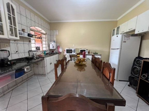 Imagem Casa com 3 Quartos à Venda, 210 m² em Jardim Presidente - Goiânia Imagem Casa com 3 Quartos à Venda, 210 m² em Jardim Presidente - Goiânia