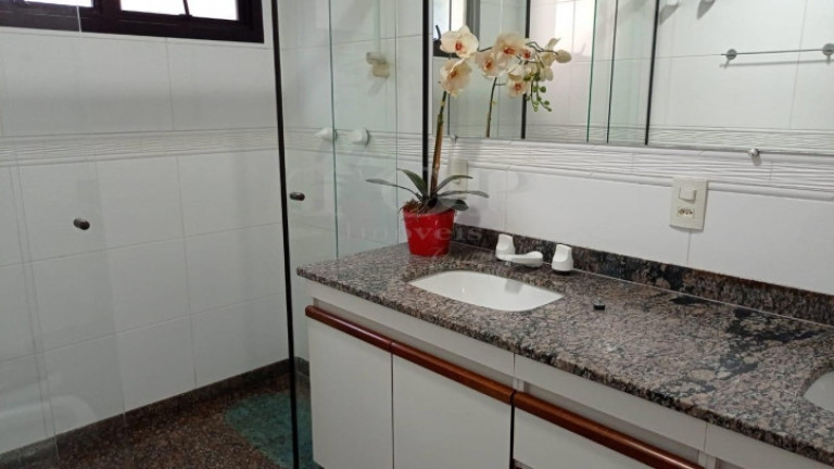 Imagem Apartamento com 4 Quartos à Venda, 236 m² em Morro Do Maluf - Guarujá