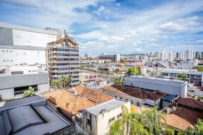 Imagem Apartamento com 2 Quartos à Venda, 87 m² em Passo Da Areia - Porto Alegre