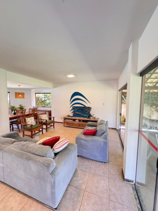 Imagem Casa com 4 Quartos à Venda, 385 m² em Interlagos - Camaçari
