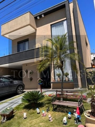 Casa de Condomínio com 3 Quartos à Venda, 220 m² em Parque Califórnia - Jacareí