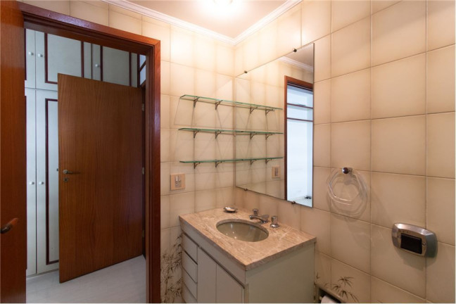 Imagem Apartamento com 3 Quartos à Venda, 253 m² em Aclimação - São Paulo Imagem Apartamento com 3 Quartos à Venda, 253 m² em Aclimação - São Paulo