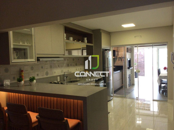 Imagem Casa com 3 Quartos à Venda, 300 m² em Centro - Itajaí