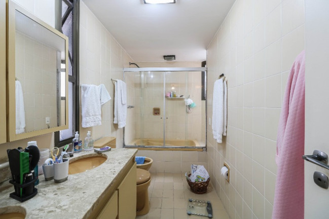 Imagem Imóvel com 4 Quartos à Venda, 173 m² em Itaim Bibi - São Paulo Imagem Imóvel com 4 Quartos à Venda, 173 m² em Itaim Bibi - São Paulo
