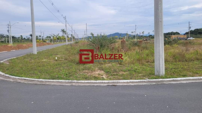 Imagem Terreno à Venda, 476 m² em Vargem Grande - Florianópolis Imagem Terreno à Venda, 476 m² em Vargem Grande - Florianópolis
