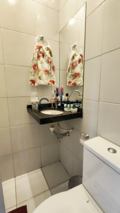 Imagem Casa de Condomínio com 3 Quartos à Venda,  em Lagoa Redonda - Fortaleza