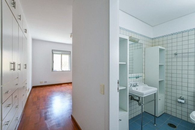 Imagem Casa com 4 Quartos à Venda, 365 m² em Vila Inah - São Paulo