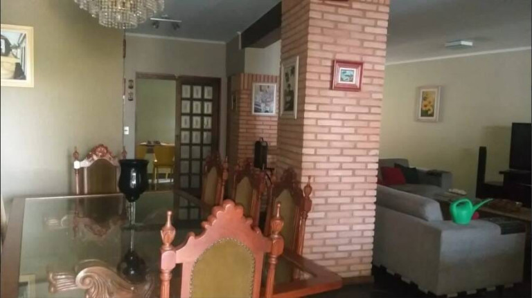 Imagem Casa com 3 Quartos à Venda, 630 m² em Vila Bastos - Santo André