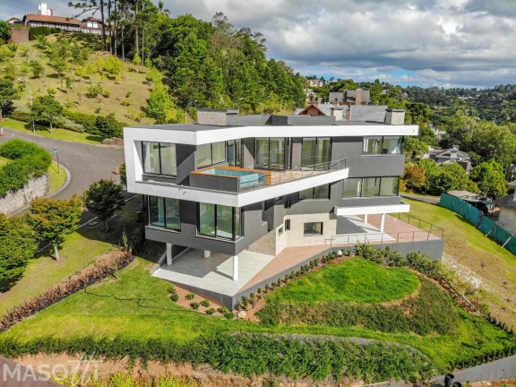 Imagem Casa de Condomínio com 4 Quartos à Venda, 436 m² em Bavária - Gramado Imagem Casa de Condomínio com 4 Quartos à Venda, 436 m² em Bavária - Gramado