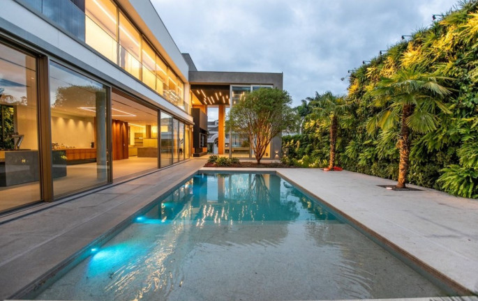 Imagem Casa com 5 Quartos à Venda, 1.300 m² em Tamboré - Santana De Parnaíba Imagem Casa com 5 Quartos à Venda, 1.300 m² em Tamboré - Santana De Parnaíba