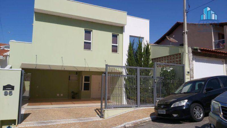 Imagem Casa com 4 Quartos à Venda, 255 m² em Centro - Vinhedo