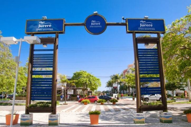 Imagem Terreno à Venda, 702 m² em Jurere - Florianópolis