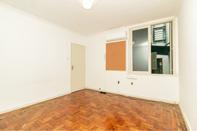 Imagem Imóvel com 2 Quartos à Venda, em Bom Fim - Porto Alegre Imagem Imóvel com 2 Quartos à Venda, em Bom Fim - Porto Alegre