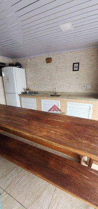 Imagem Casa com 4 Quartos à Venda, 252 m² em Laranjal - São Gonçalo Imagem Casa com 4 Quartos à Venda, 252 m² em Laranjal - São Gonçalo