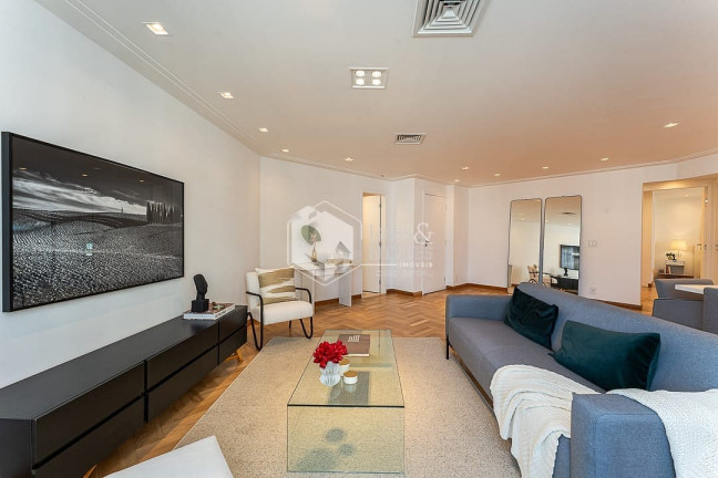 Imagem Apartamento com 2 Quartos à Venda, 143 m² em Itaim Bibi - São Paulo