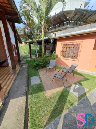 Imagem Casa com 8 Quartos à Venda, 246 m² em Acaraú - Ubatuba Imagem Casa com 8 Quartos à Venda, 246 m² em Acaraú - Ubatuba