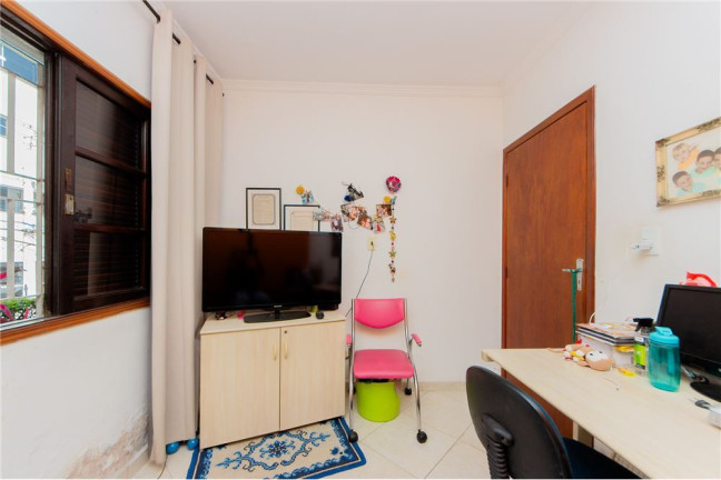 Imagem Casa com 6 Quartos à Venda,  em Vila Pierina - São Paulo