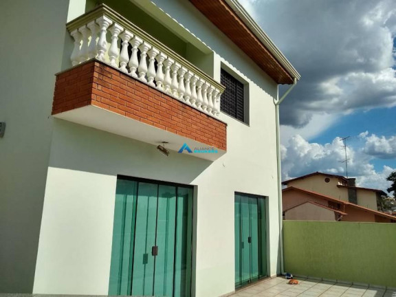 Imagem Casa com 3 Quartos à Venda, 372 m² em Jardim São Vicente - Jundiaí