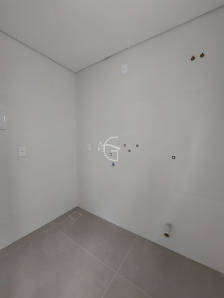 Imagem Casa com 3 Quartos à Venda, 147 m² em América - Joinville Imagem Casa com 3 Quartos à Venda, 147 m² em América - Joinville