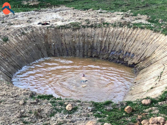Imagem Chácara à Venda, 1.300 m² em Cercado - Araçoiaba Da Serra Imagem Chácara à Venda, 1.300 m² em Cercado - Araçoiaba Da Serra