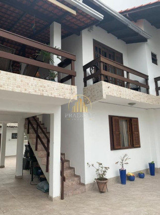 Imagem Casa com 5 Quartos à Venda, 280 m² em Nações - Balneário Camboriú
